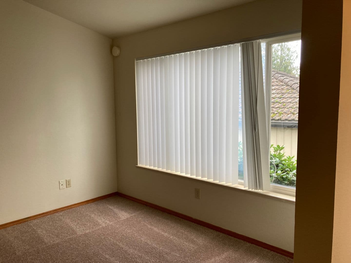 Arlington Apartment: 7001 Woodlands Way