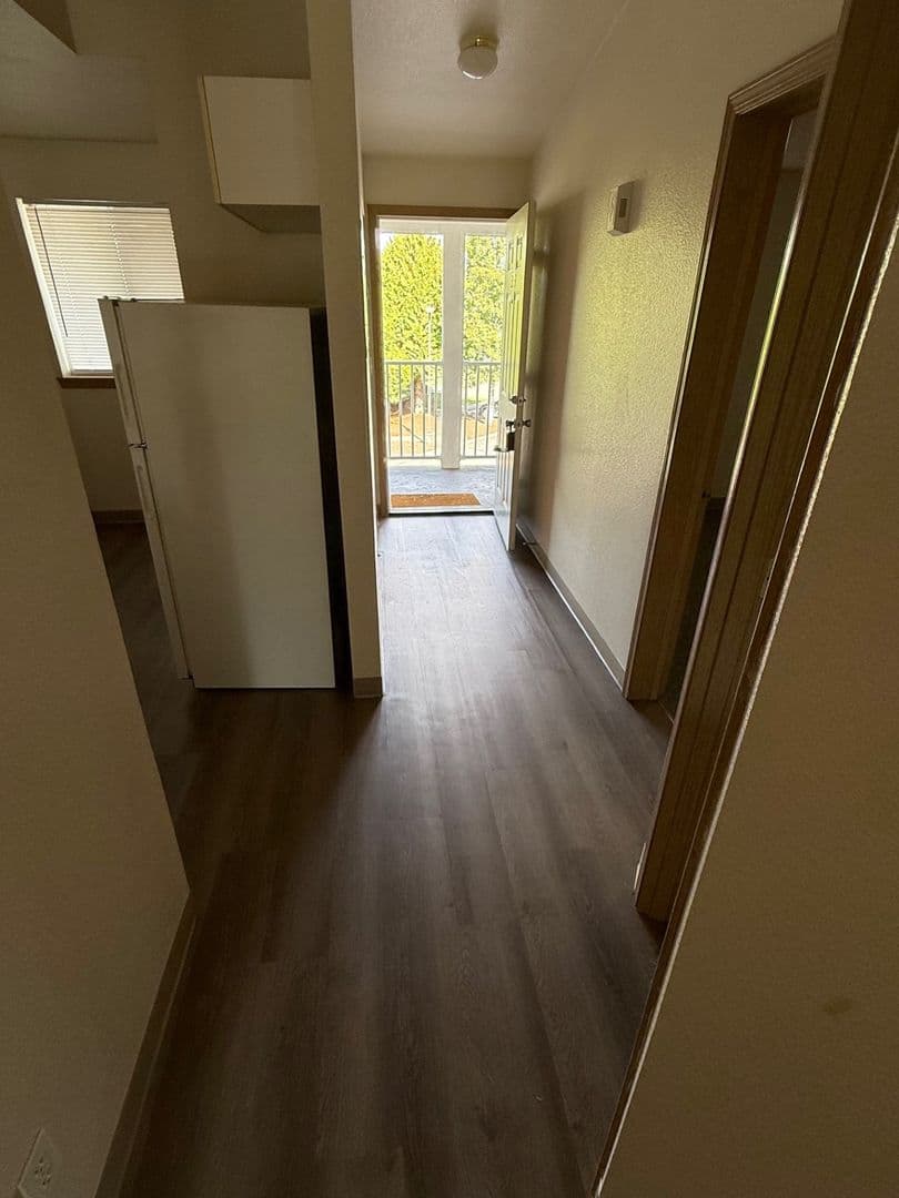 Marysville Apartment: 8304-8308 47th Ave NE