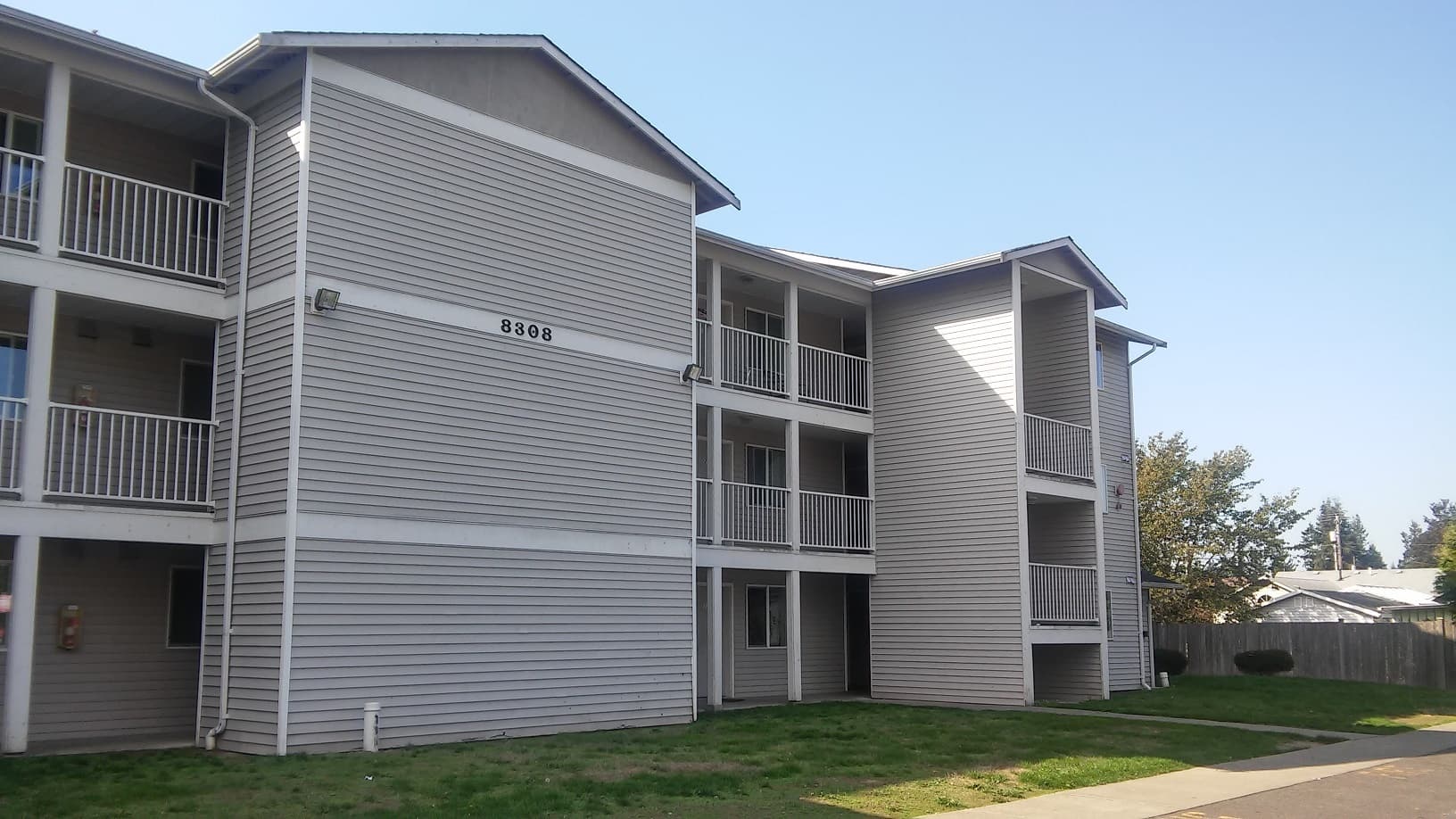 Marysville Apartment: 8304-8308 47th Ave NE