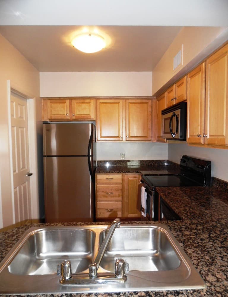 Richmond Apartment: 515 West Franklin Street