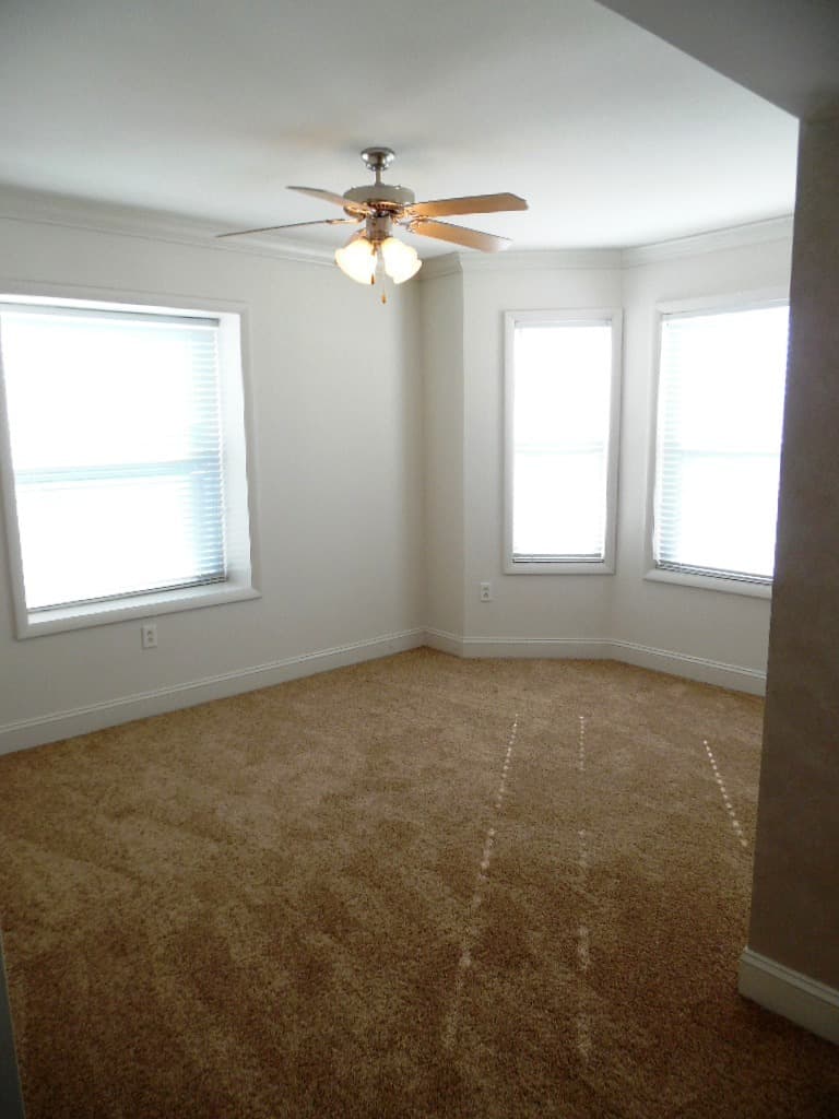 Richmond Apartment: 515 West Franklin Street