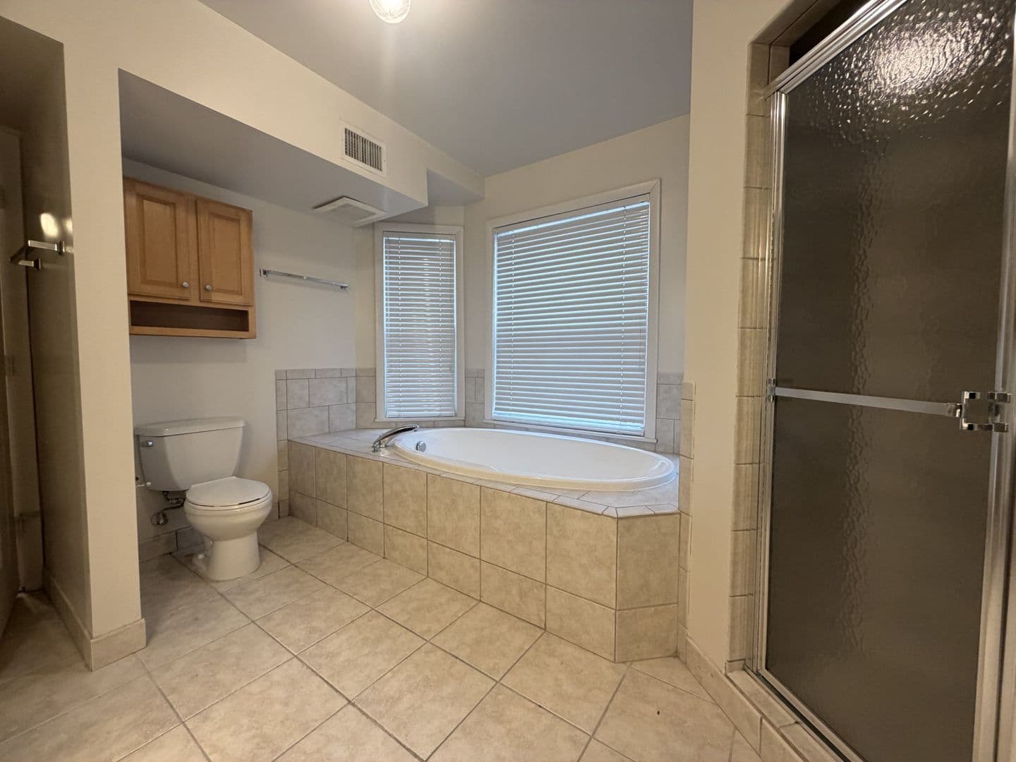 Richmond Apartment: 515 West Franklin Street