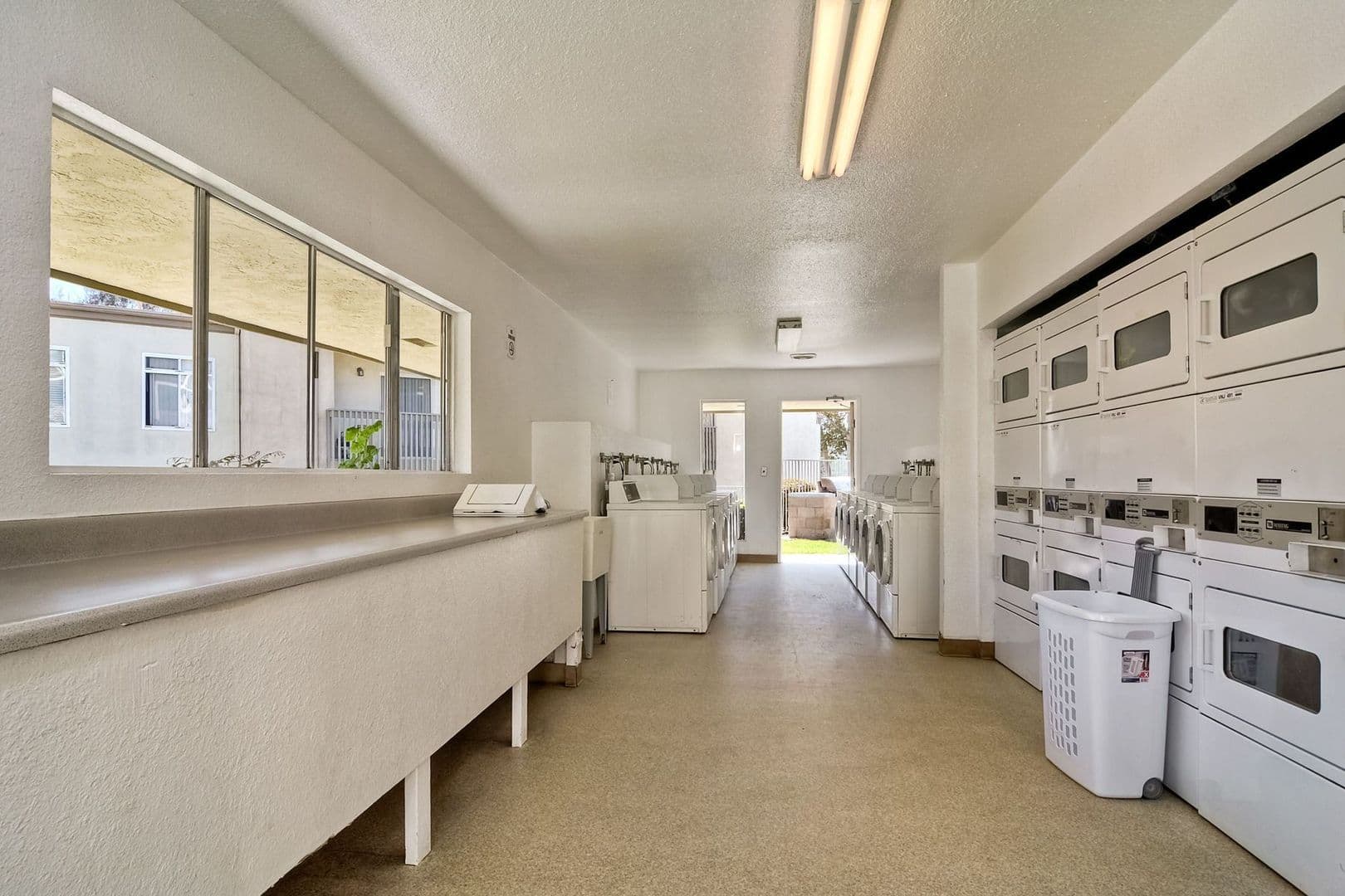 Oceanside House: 432 Edgehill Lane