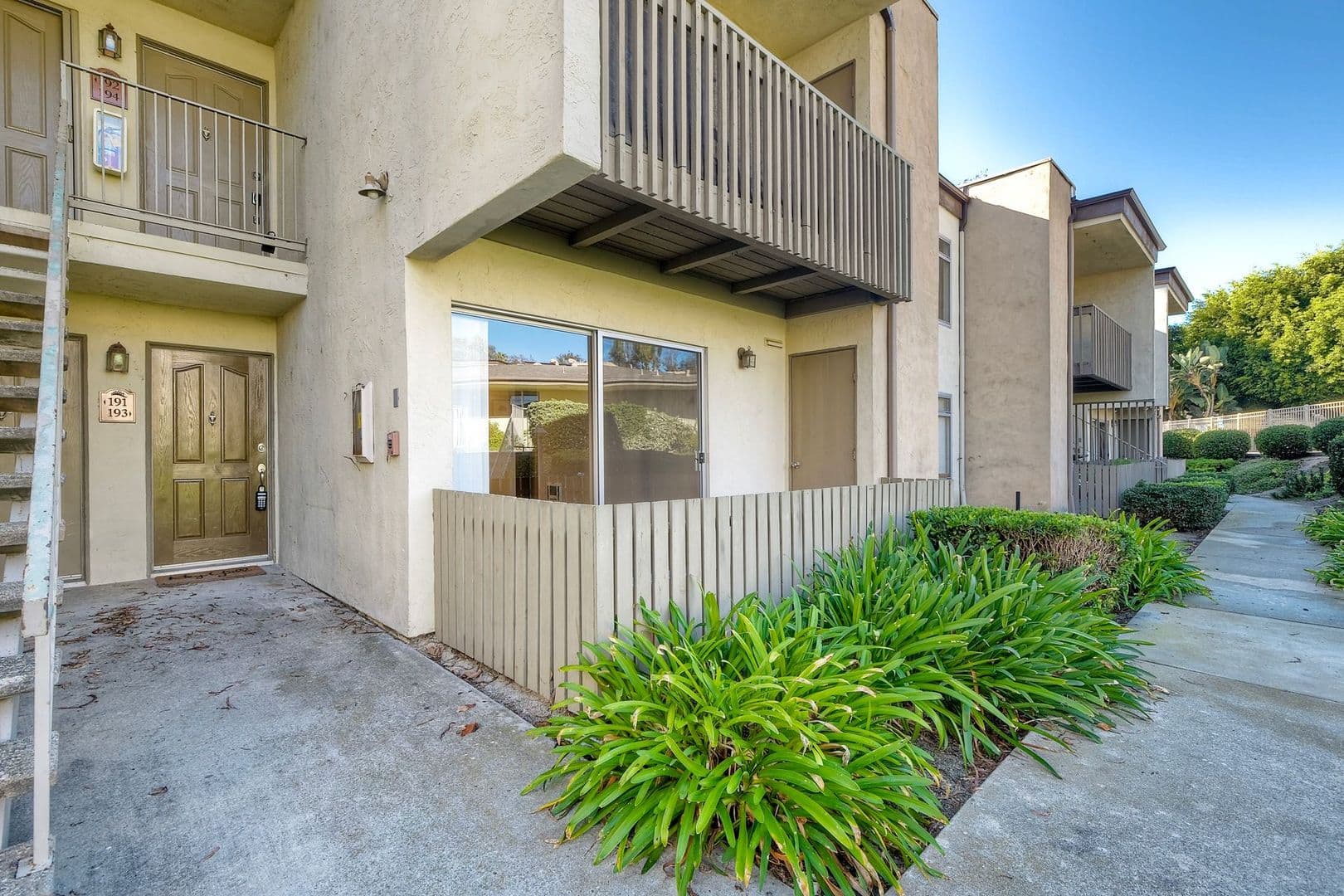 Oceanside House: 432 Edgehill Lane