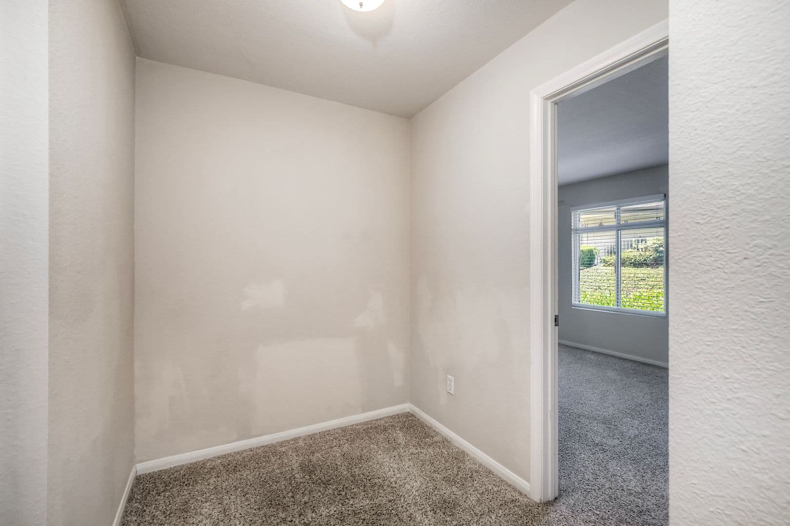 Oceanside House: 432 Edgehill Lane