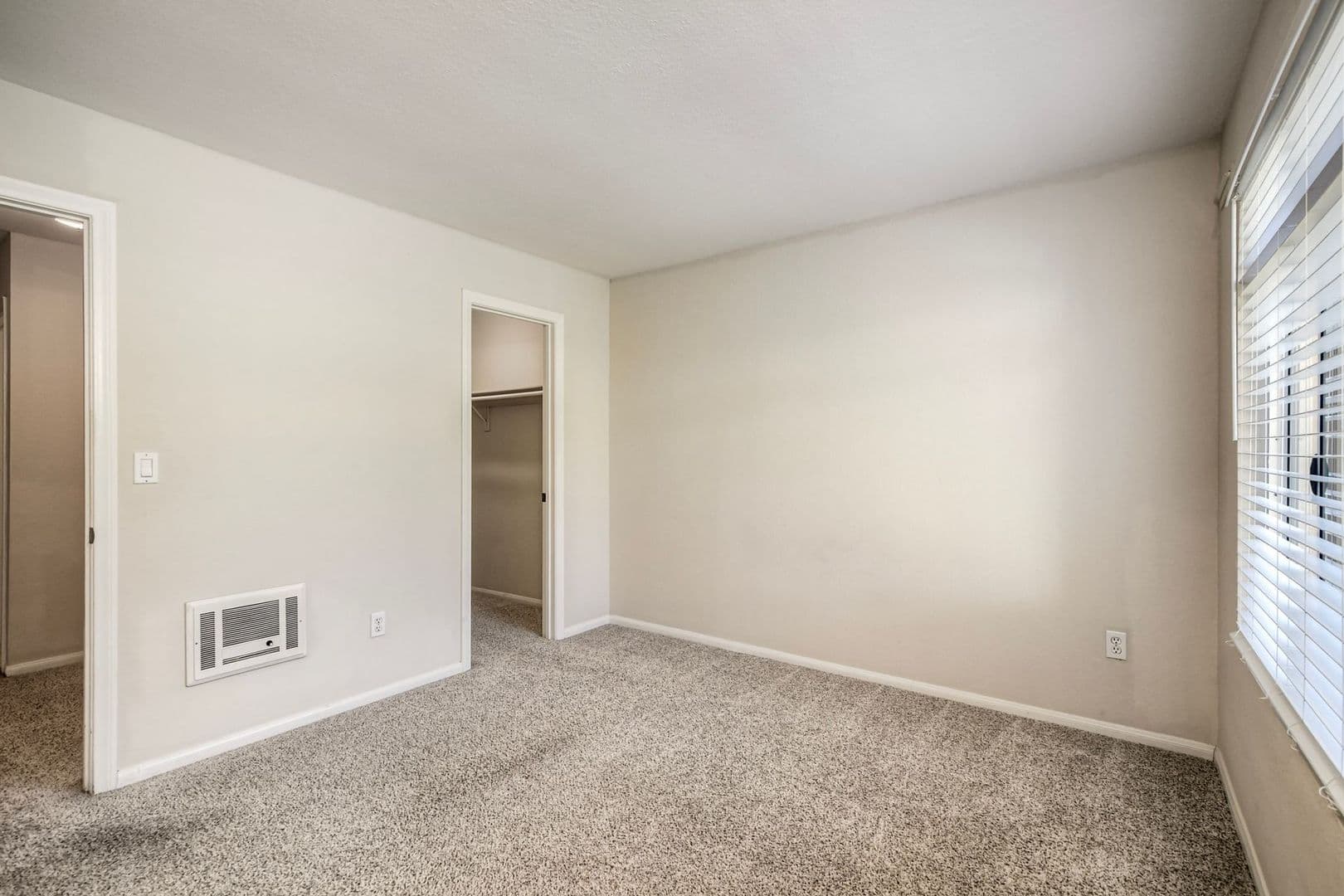 Oceanside House: 432 Edgehill Lane