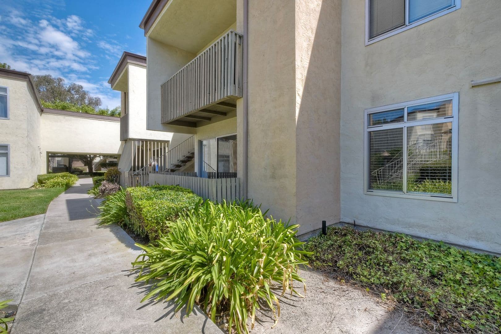Oceanside House: 432 Edgehill Lane