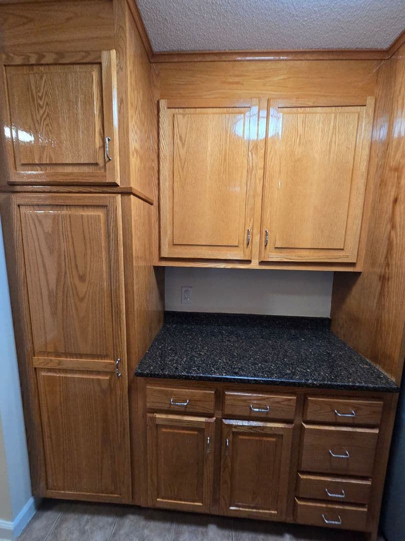 Bridgeport Apartment: 2600 Park Ave