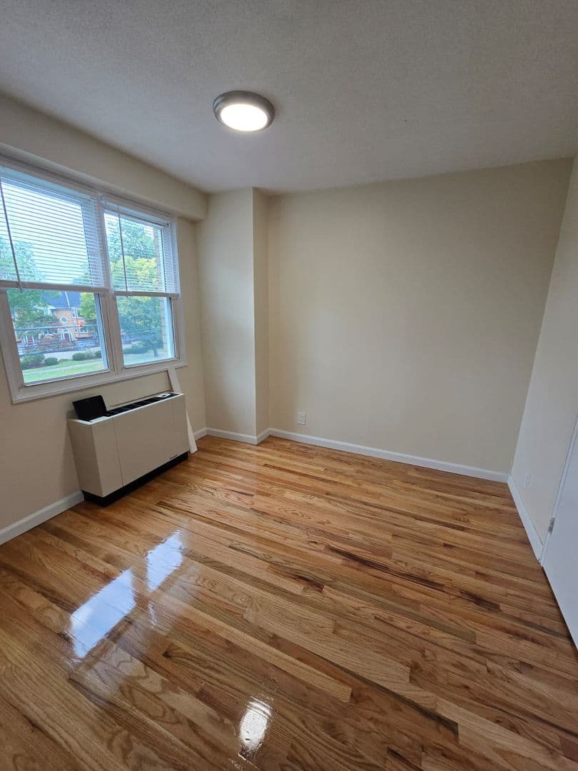 Bridgeport Apartment: 2600 Park Ave