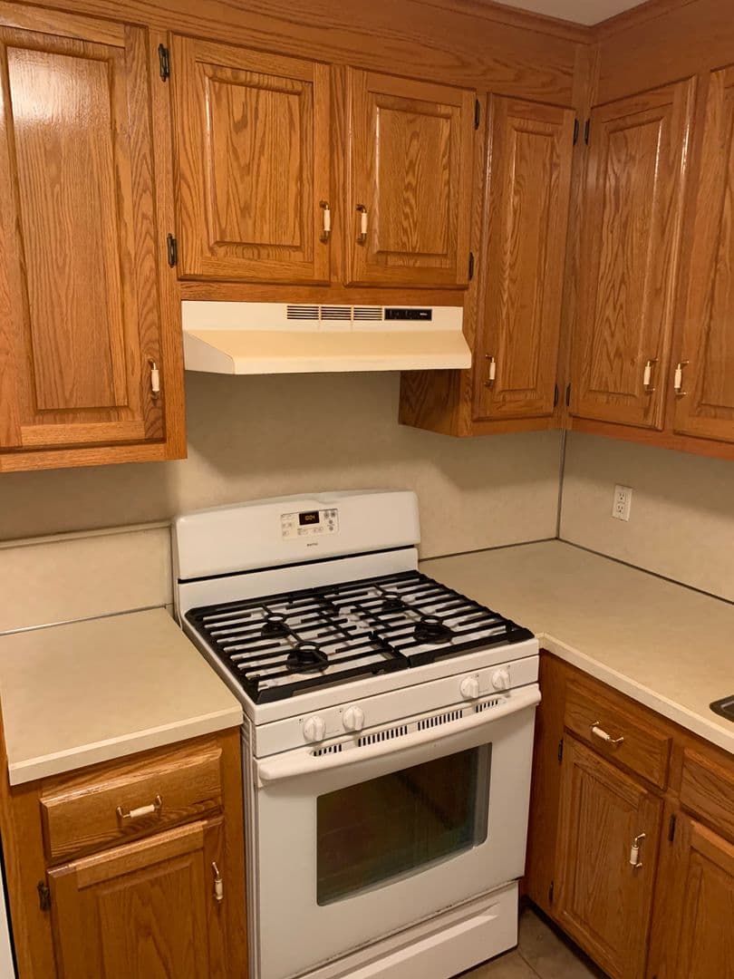Bridgeport Apartment: 2600 Park Ave