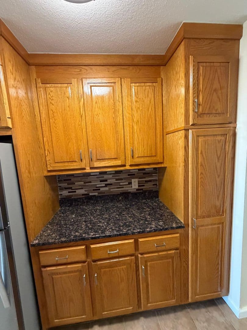 Bridgeport Apartment: 2600 Park Ave