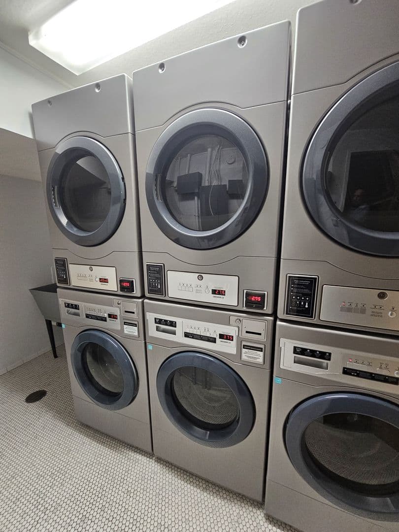 Bridgeport Apartment: 2600 Park Ave