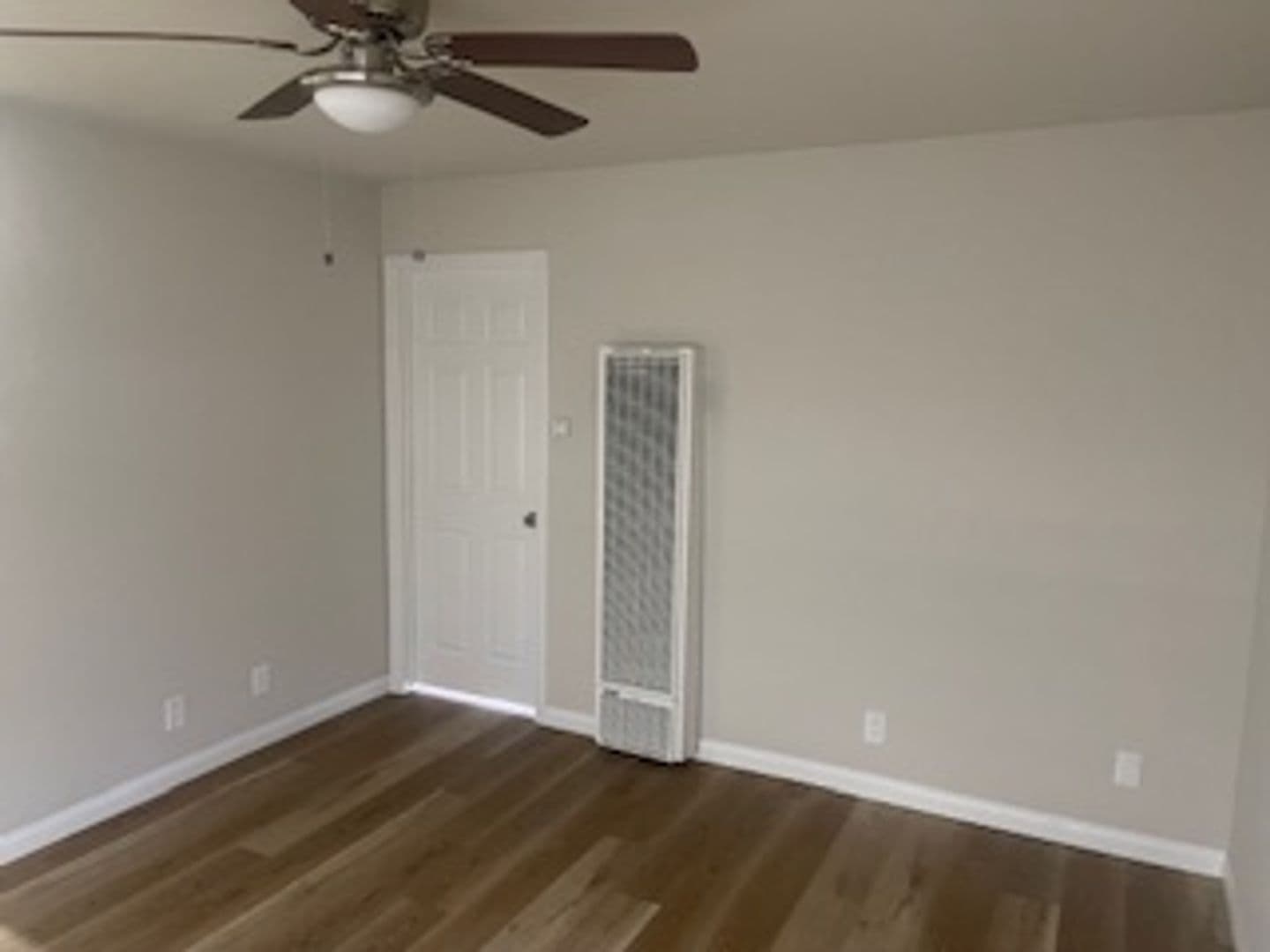 San Clemente Apartment: 101 W. Marquita