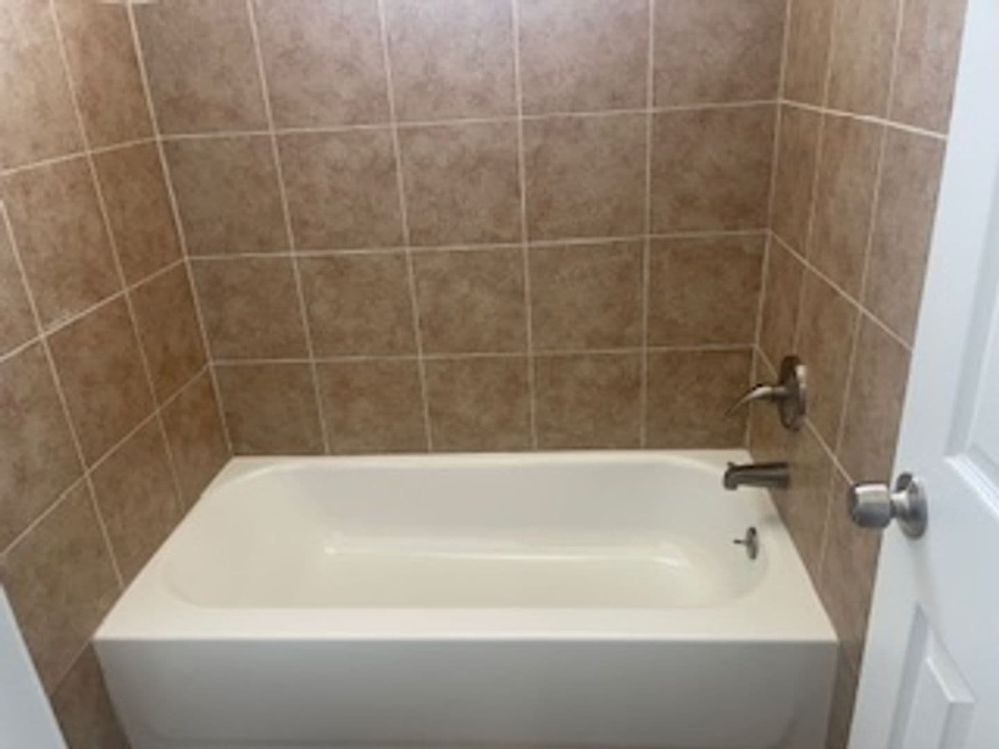 San Clemente Apartment: 101 W. Marquita