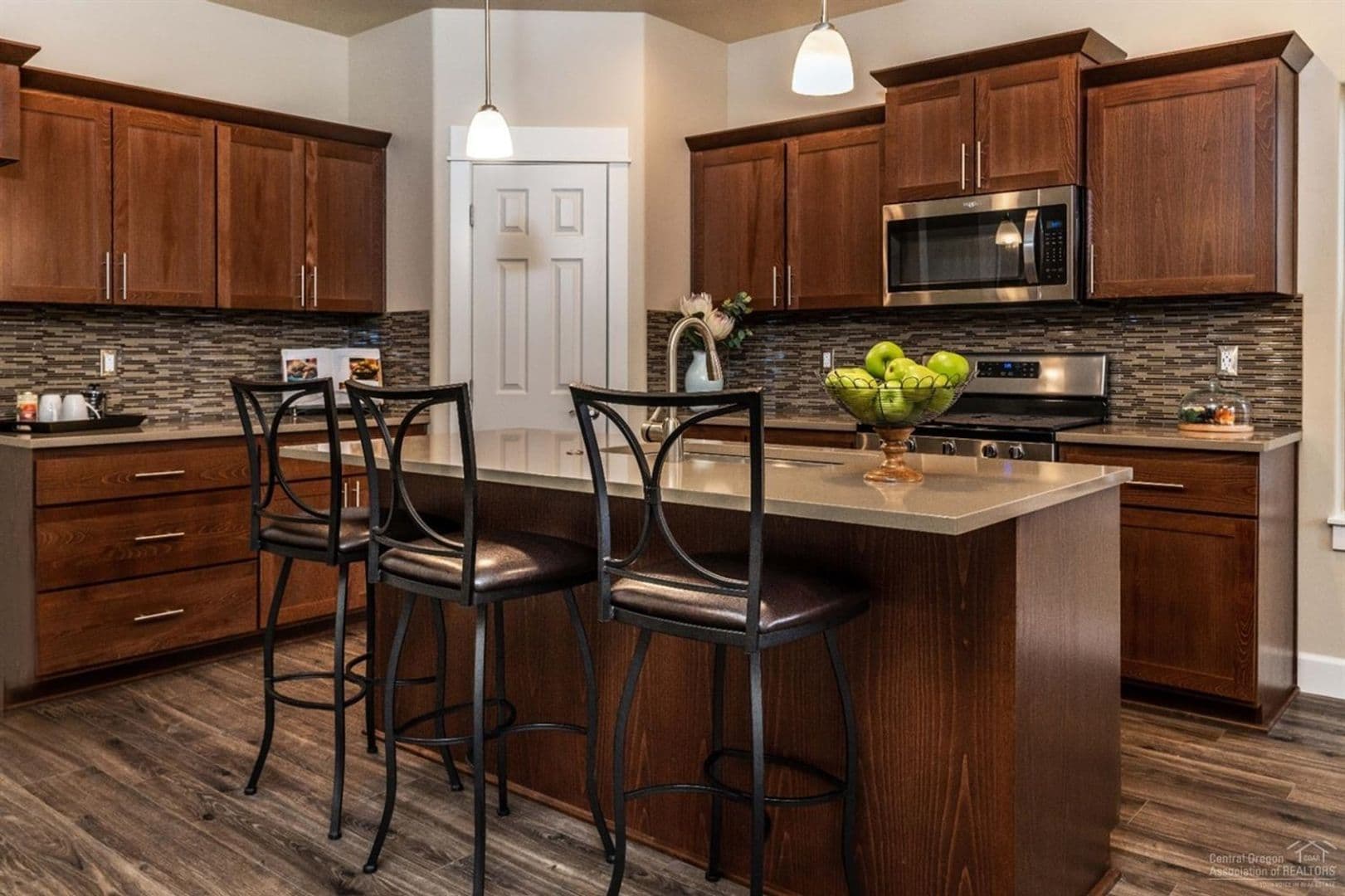 Bend House: 20605 SE Slate Ave.