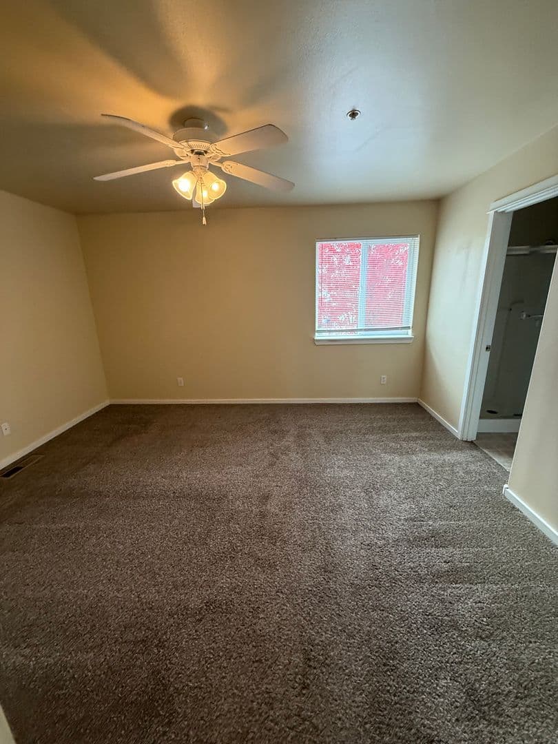 Bend Apartment: 20068 SW Doanna Way