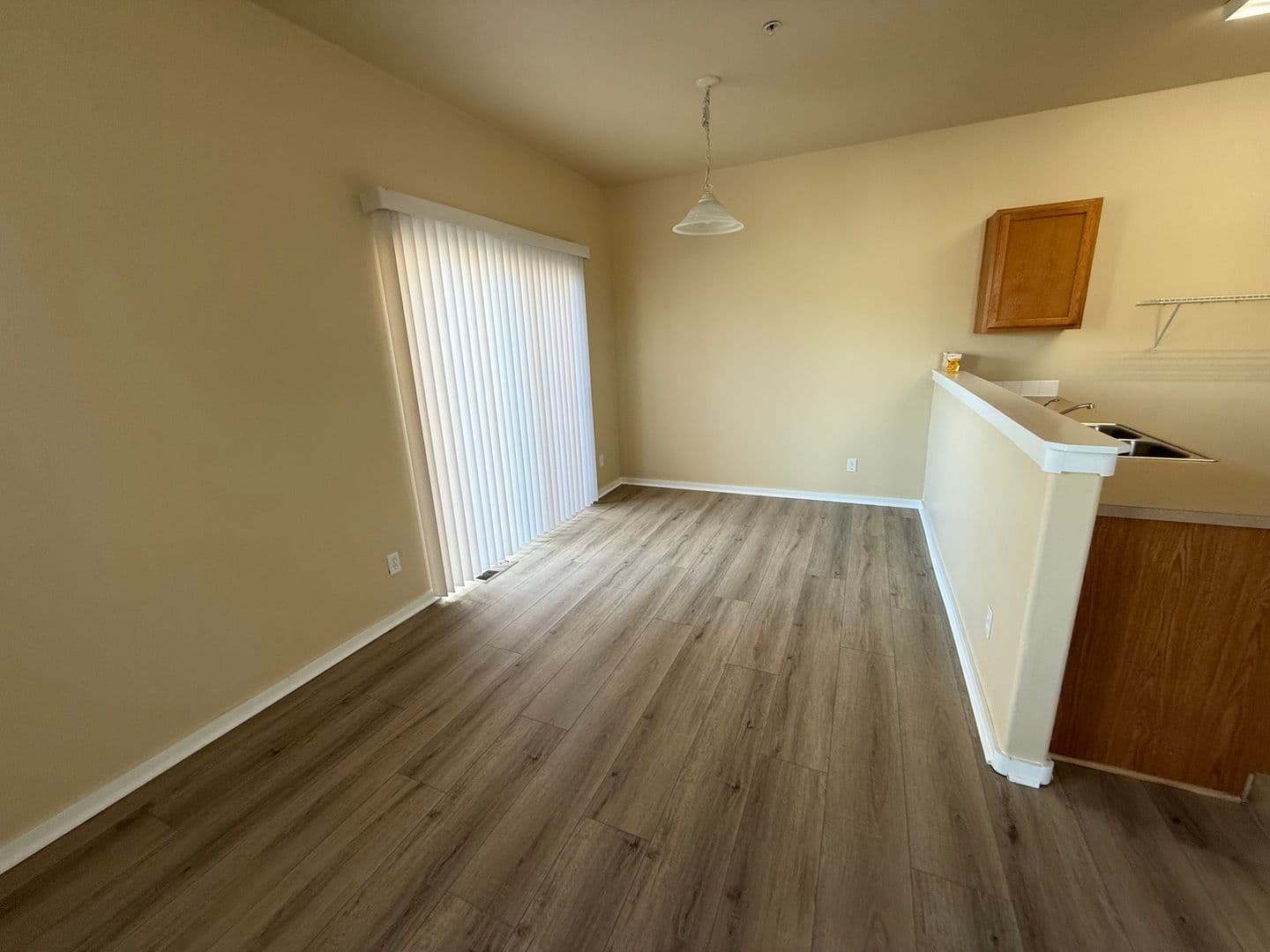 Bend Apartment: 20058 Beth Ave.