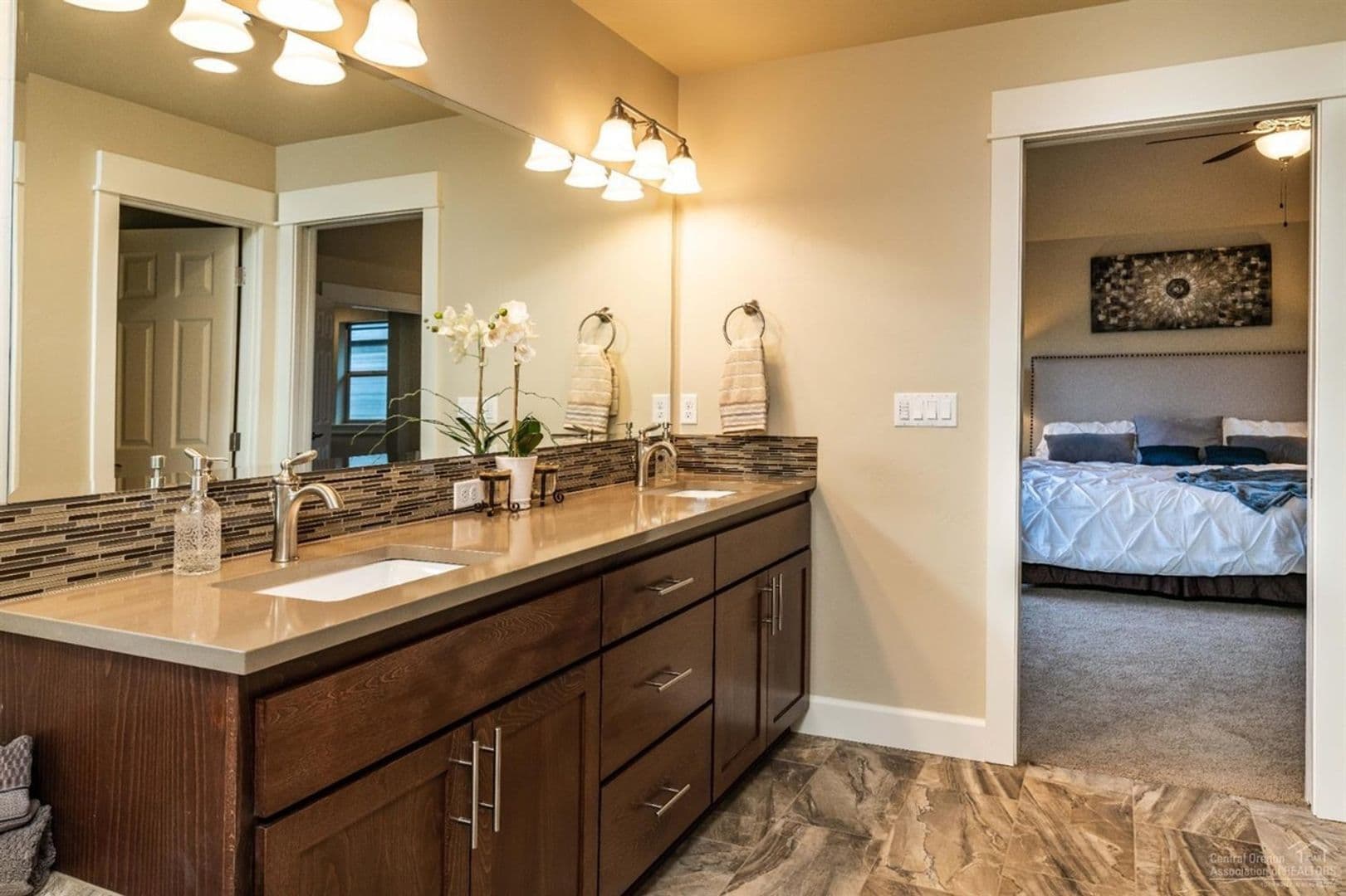 Bend House: 20605 SE Slate Ave.
