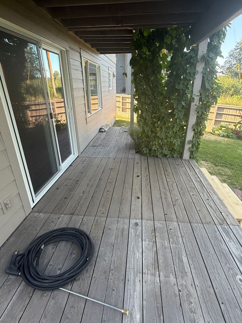 Bend Apartment: 931 NW Carlon Ave.