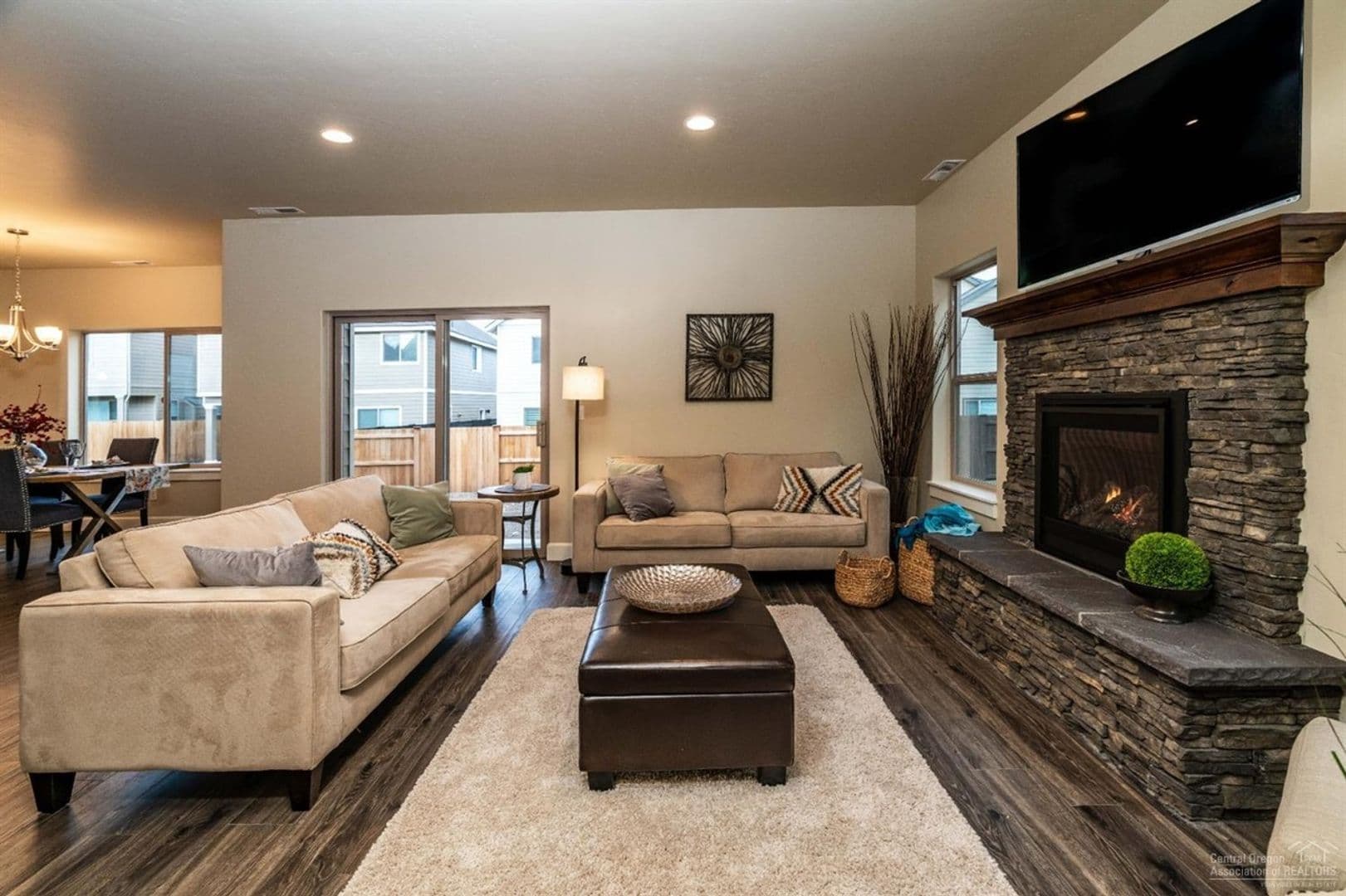 Bend House: 20605 SE Slate Ave.
