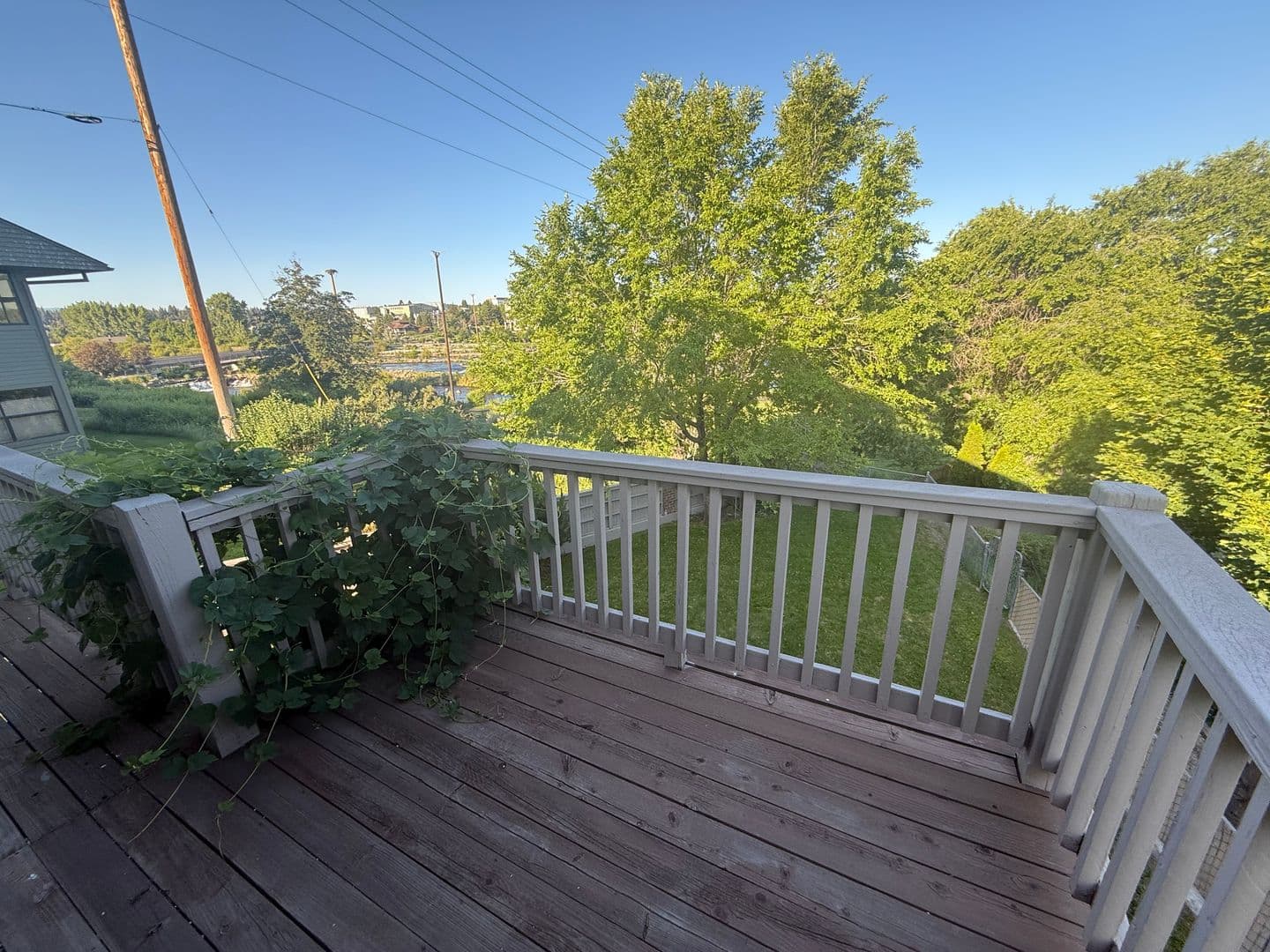 Bend Apartment: 931 NW Carlon Ave.