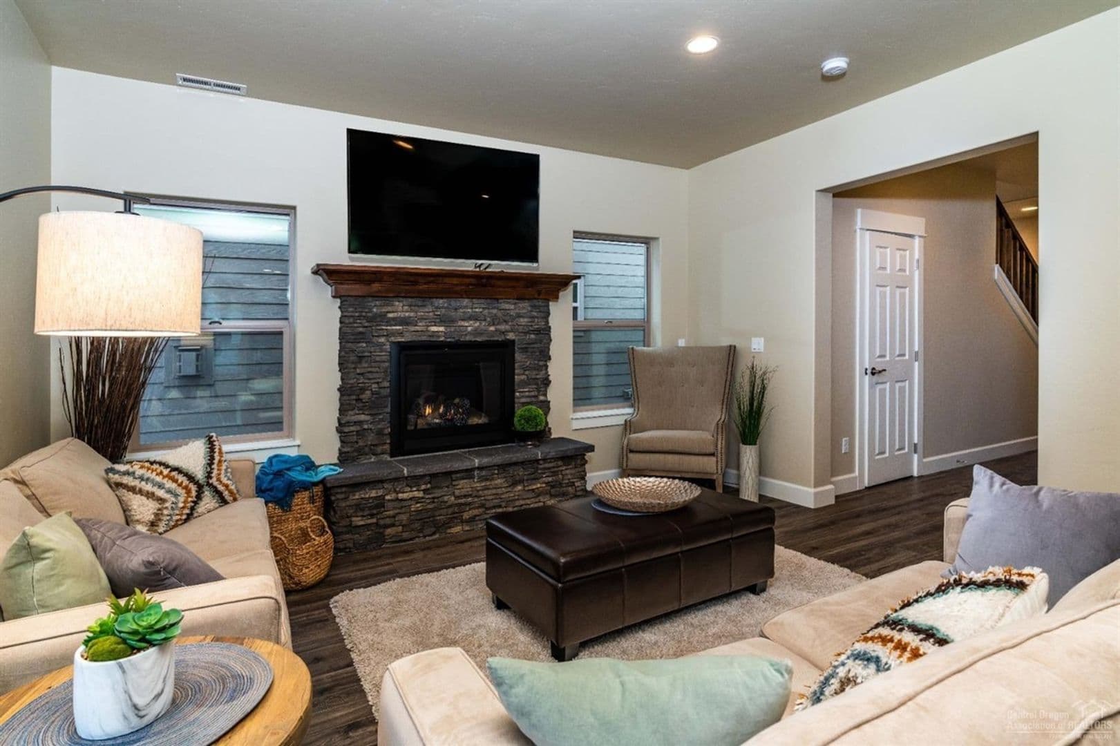 Bend House: 20605 SE Slate Ave.