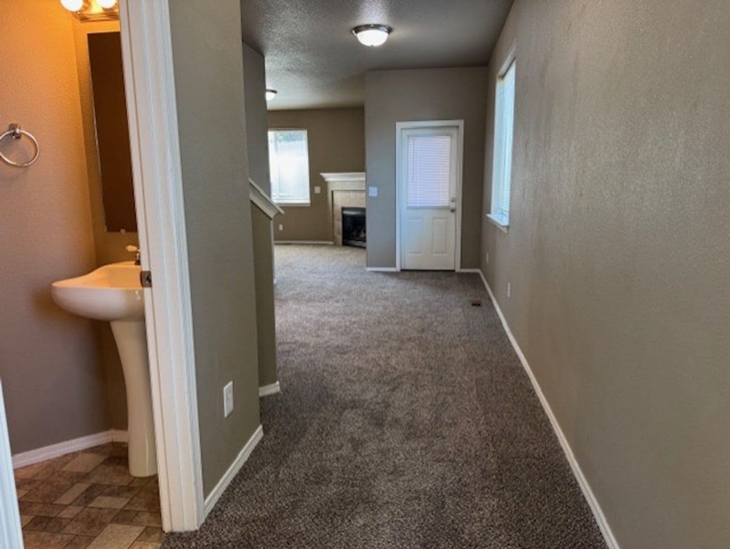 Bend Apartment: 471 SW Garfield