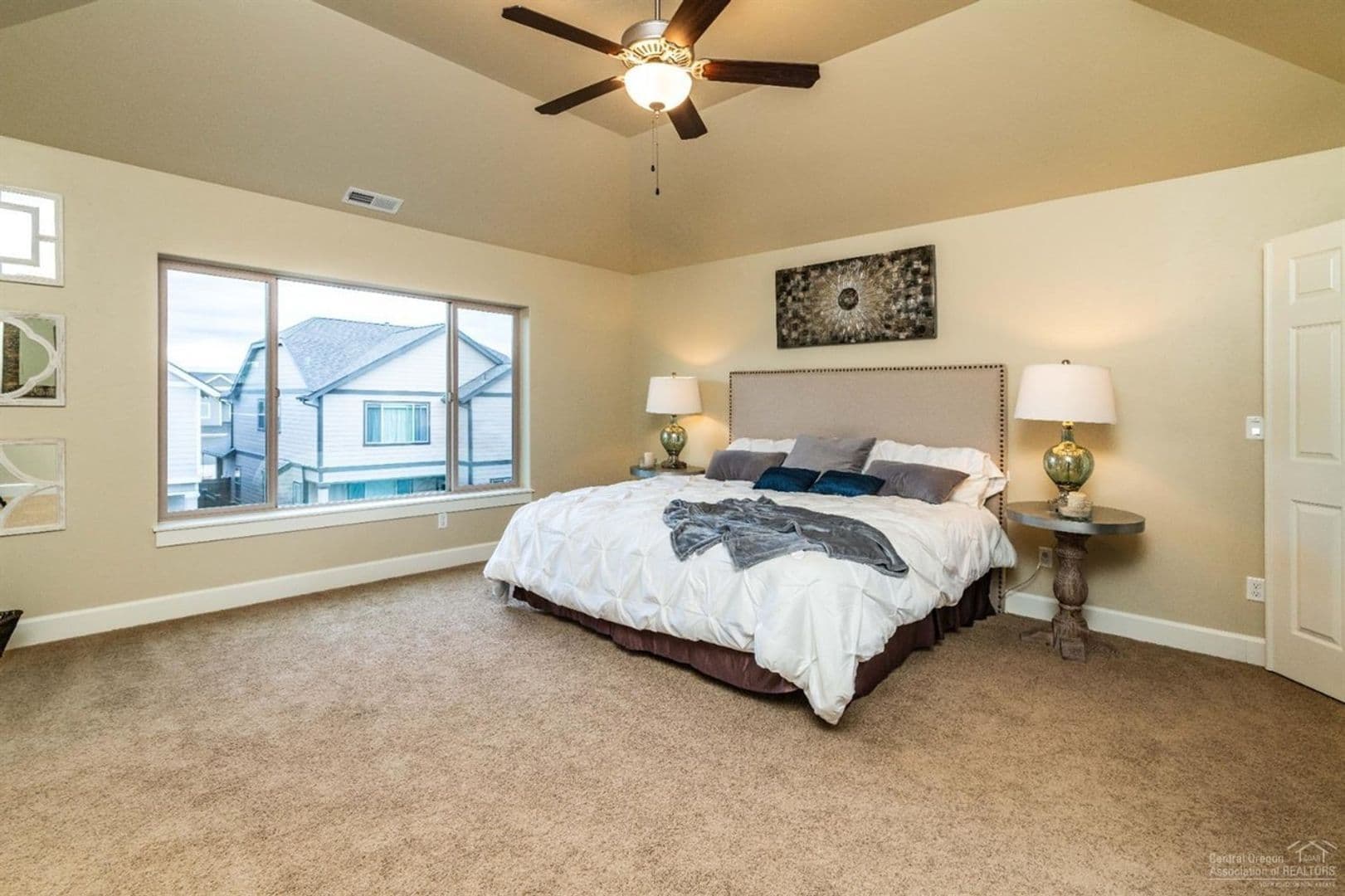 Bend House: 20605 SE Slate Ave.