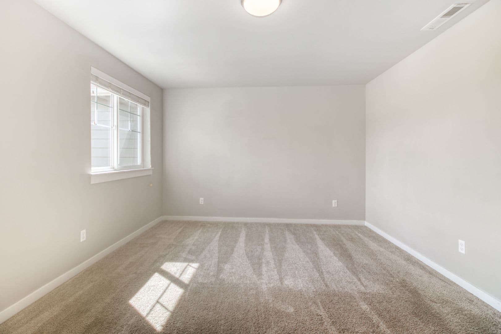 Bend Townhome: 61618 SE Depot Loop