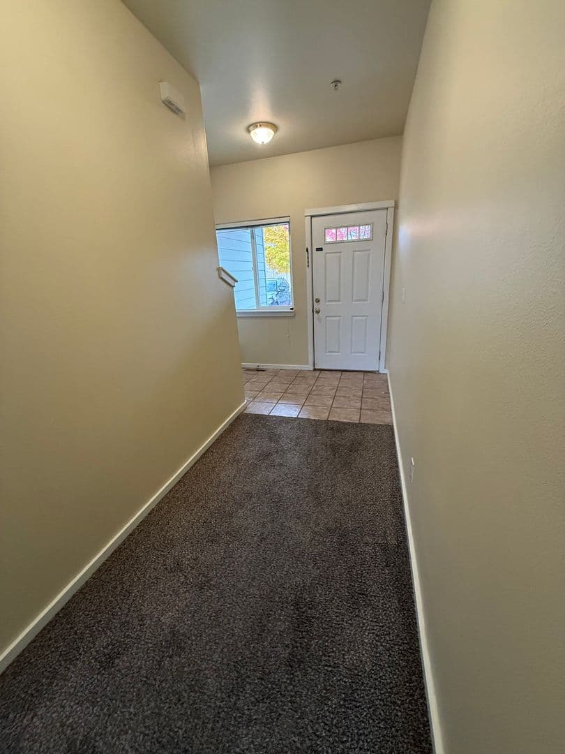 Bend Apartment: 20068 SW Doanna Way