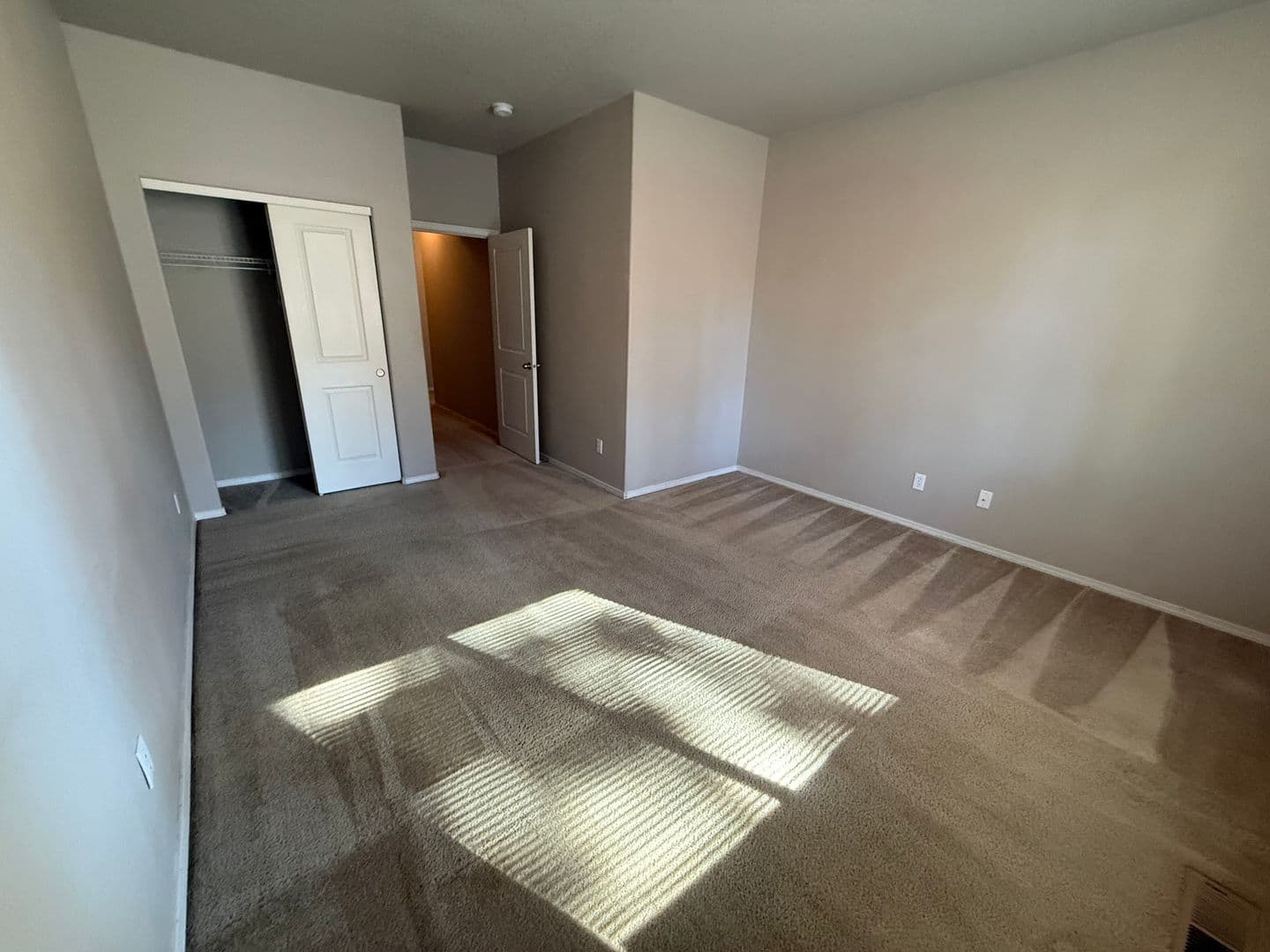Bend Apartment: 423 SW Garfield
