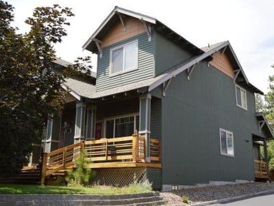 Bend Apartment: 1230 & 1232 NW Ogden Ave.