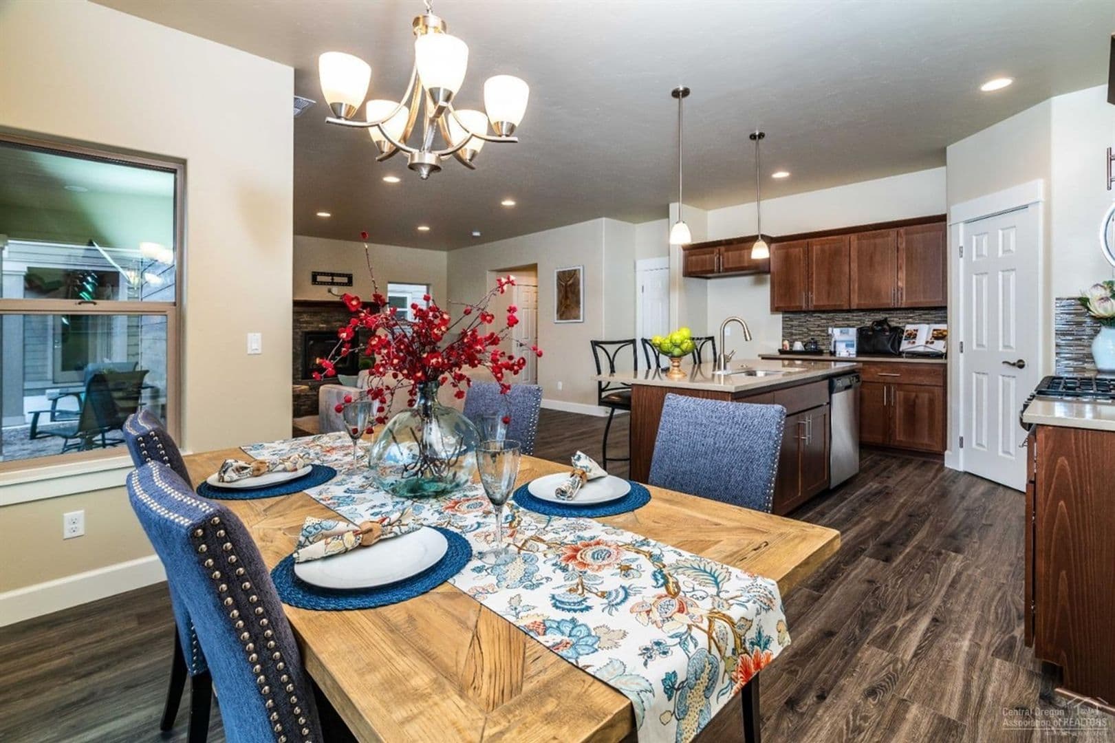 Bend House: 20605 SE Slate Ave.