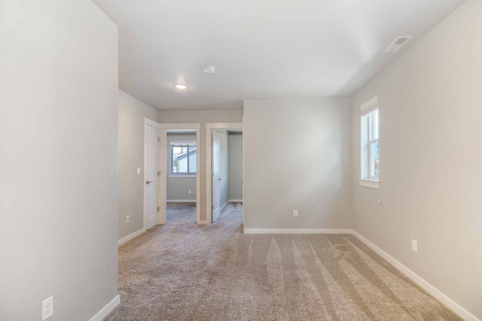 Bend Townhome: 61618 SE Depot Loop