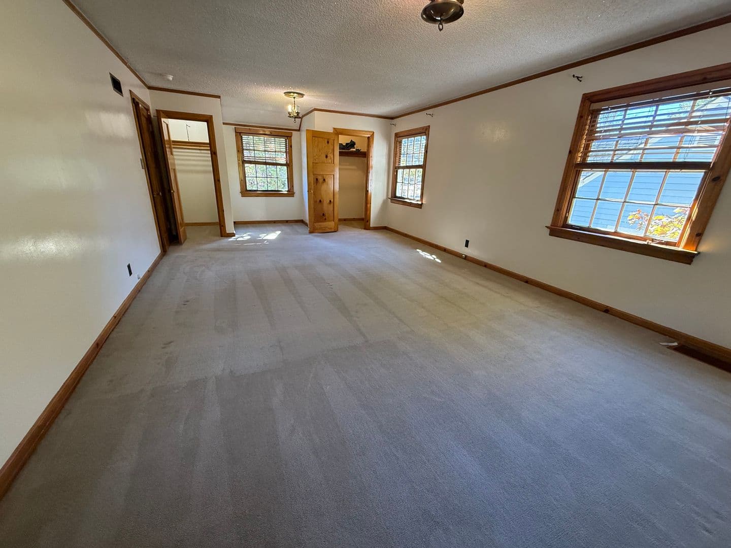Bend House: 525 NW Broadway