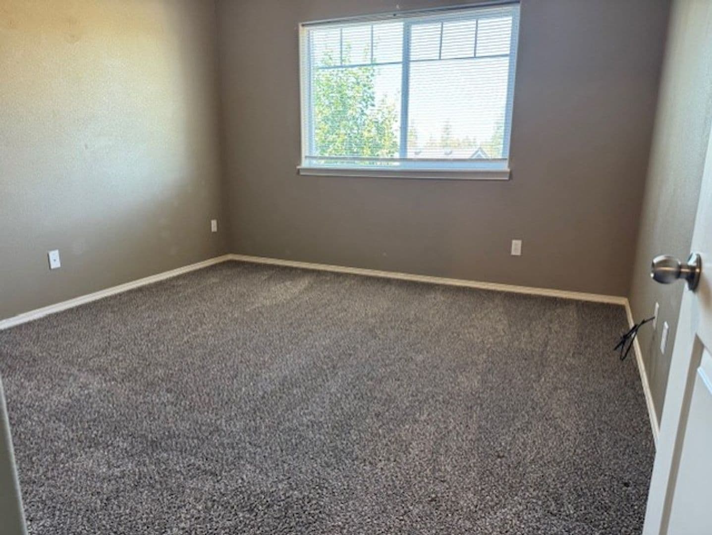 Bend Apartment: 471 SW Garfield