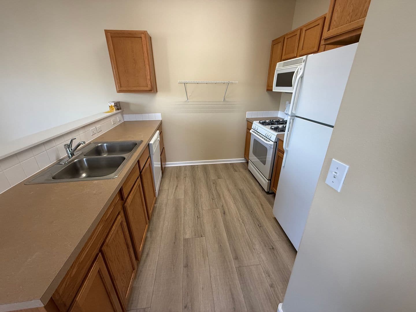 Bend Apartment: 20058 Beth Ave.