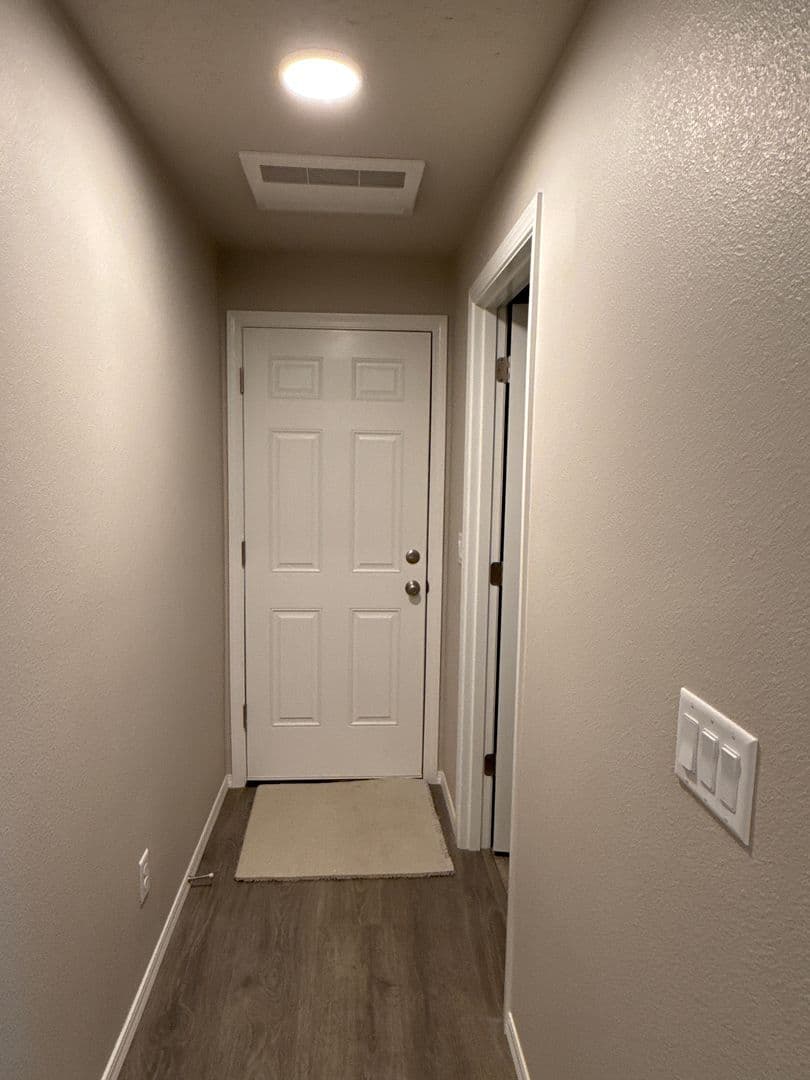 Bend House: 832 SE 6th Street unit #2