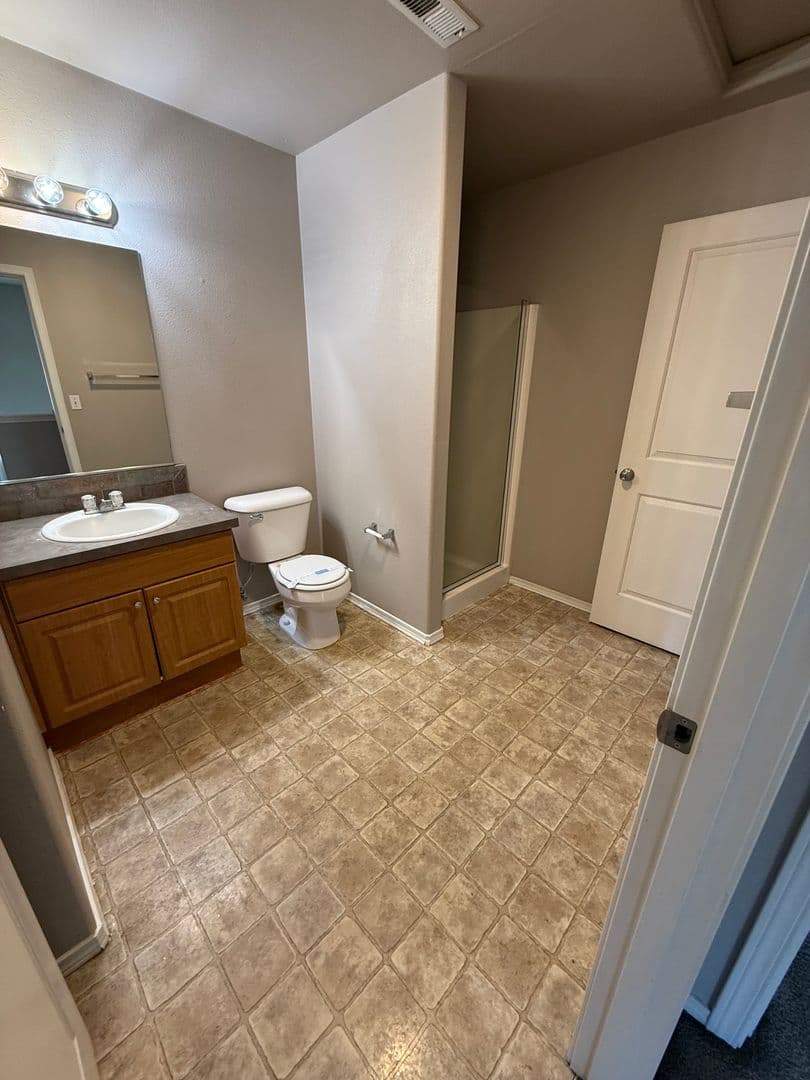 Bend Apartment: 423 SW Garfield