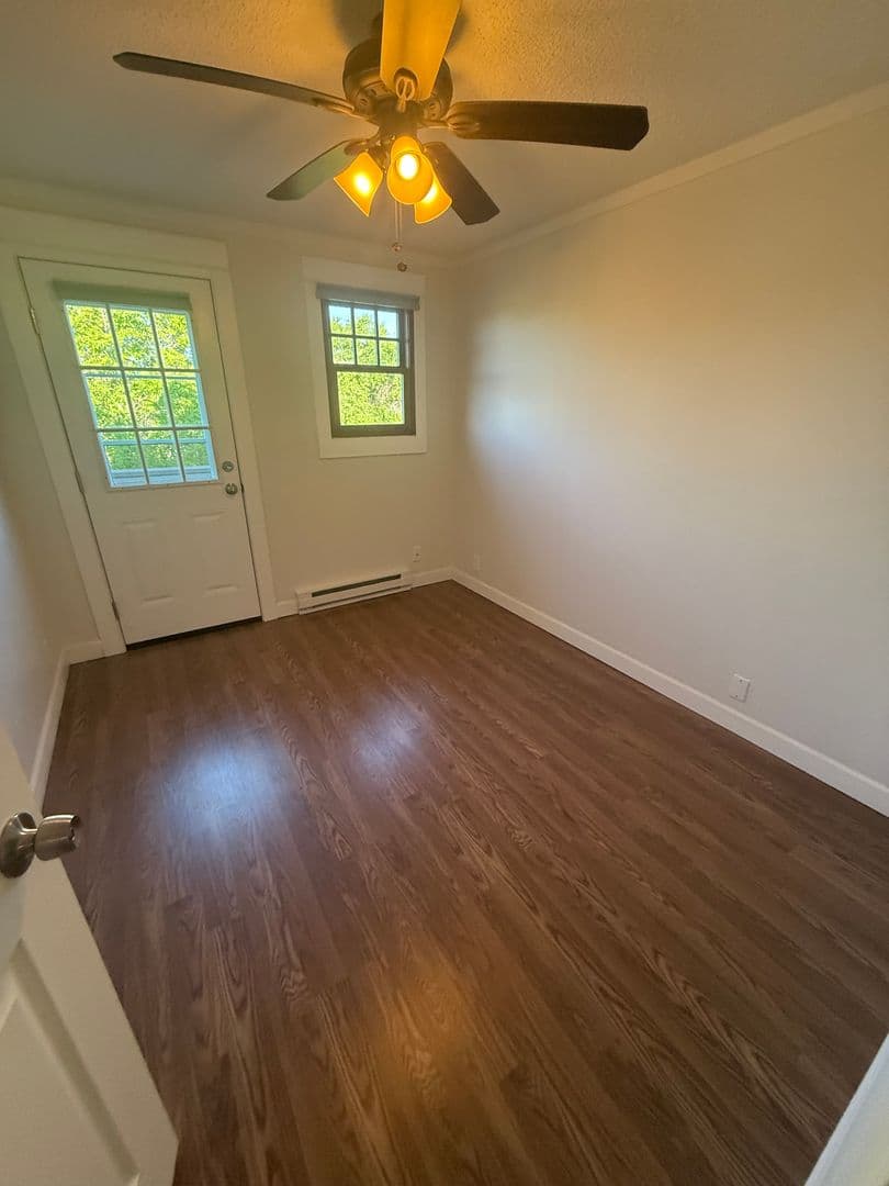 Bend Apartment: 931 NW Carlon Ave.