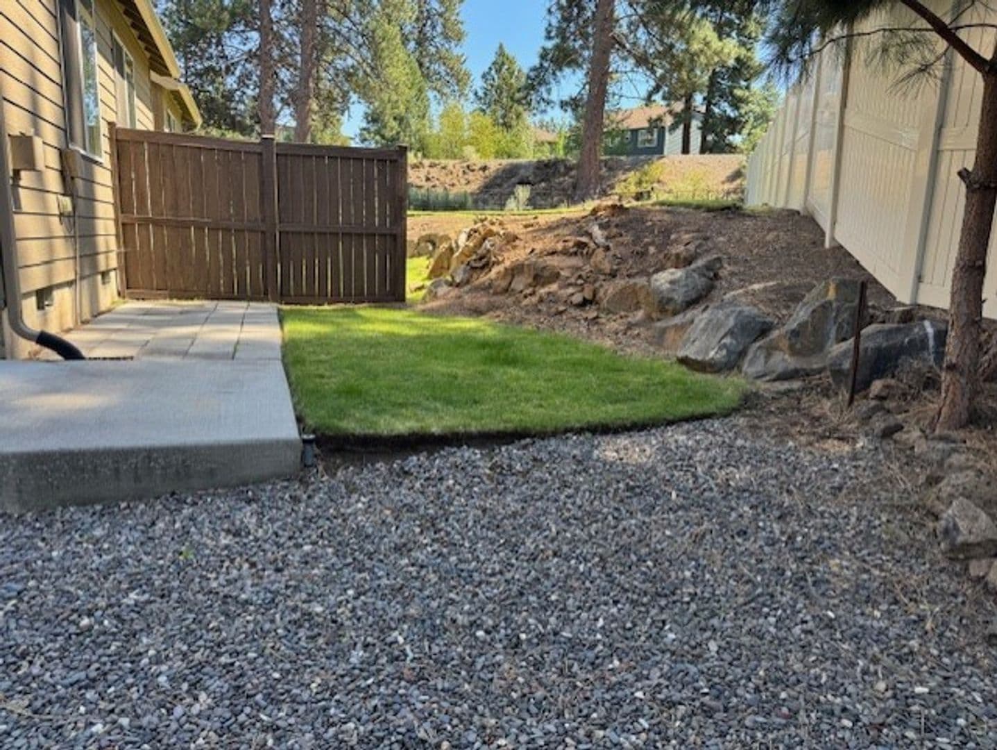 Bend Apartment: 471 SW Garfield