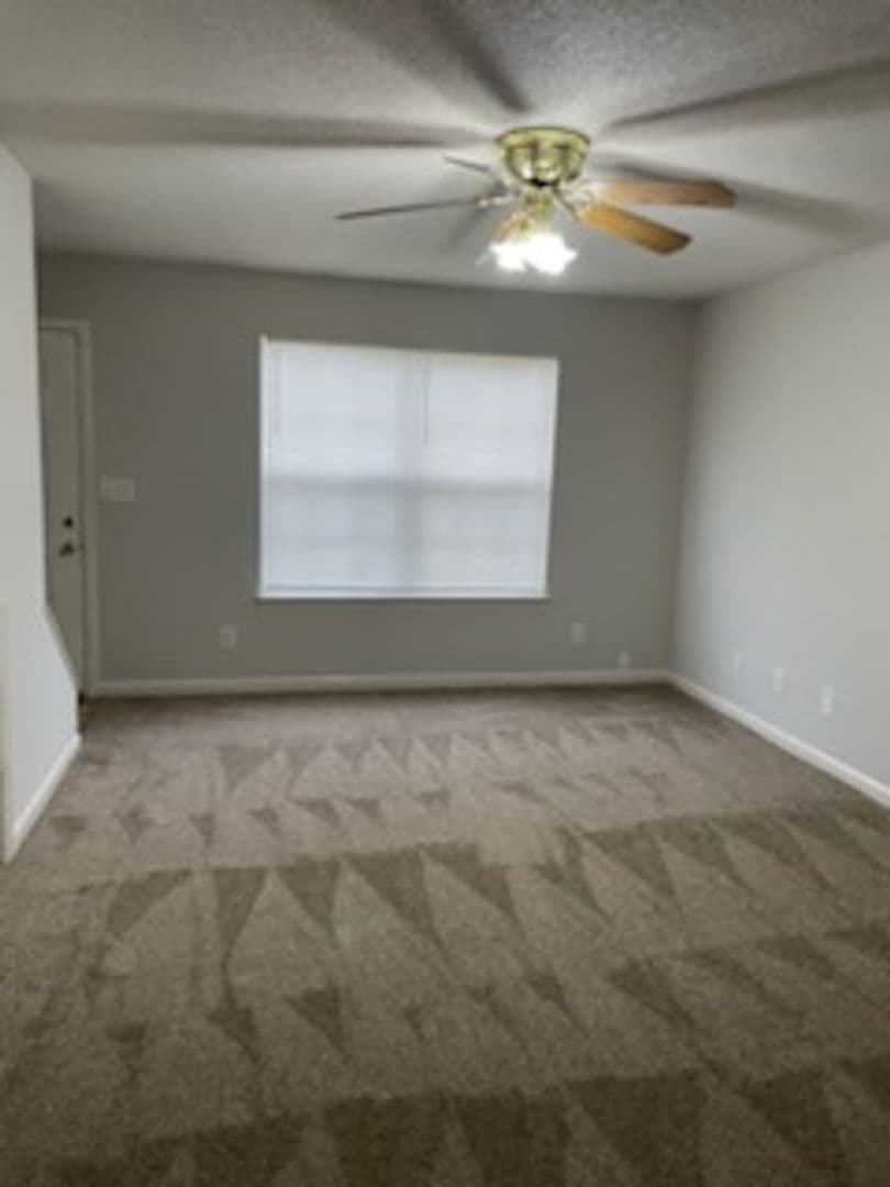 Cleveland Apartment: 2740-2746 Blue Springs Rd SE
