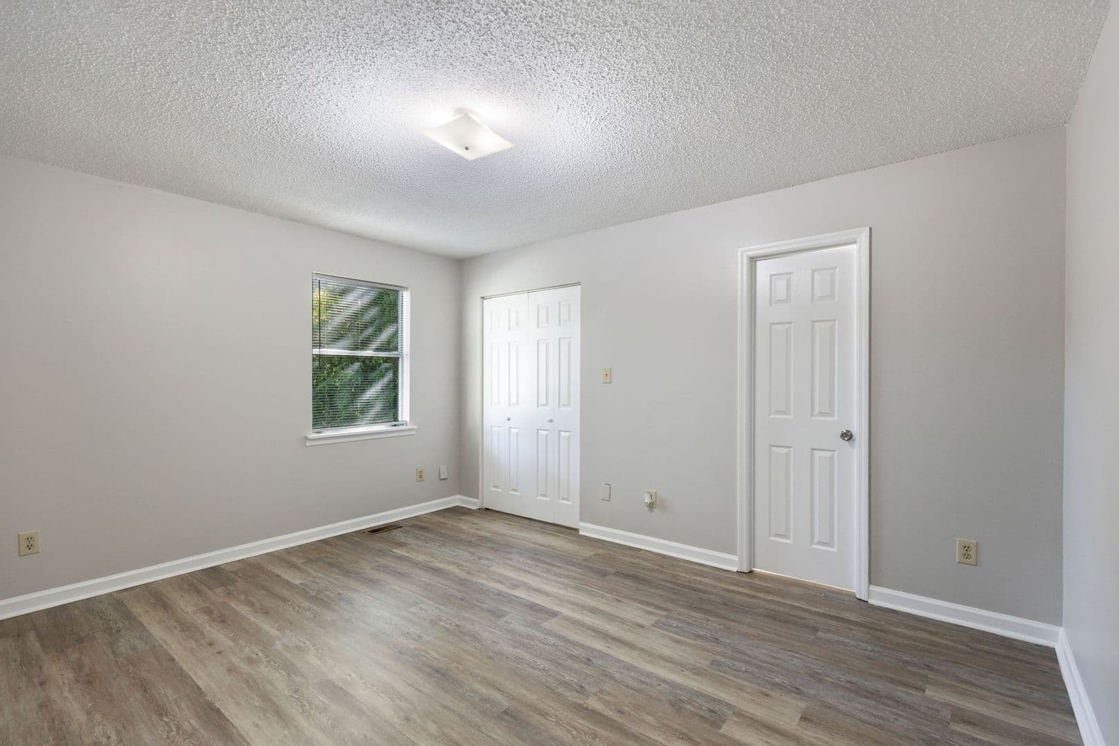 Cleveland Apartment: 3354/3356 Steeple Circle