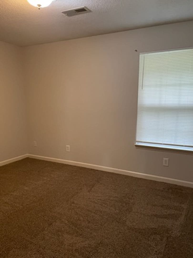 Cleveland Apartment: 2740-2746 Blue Springs Rd SE