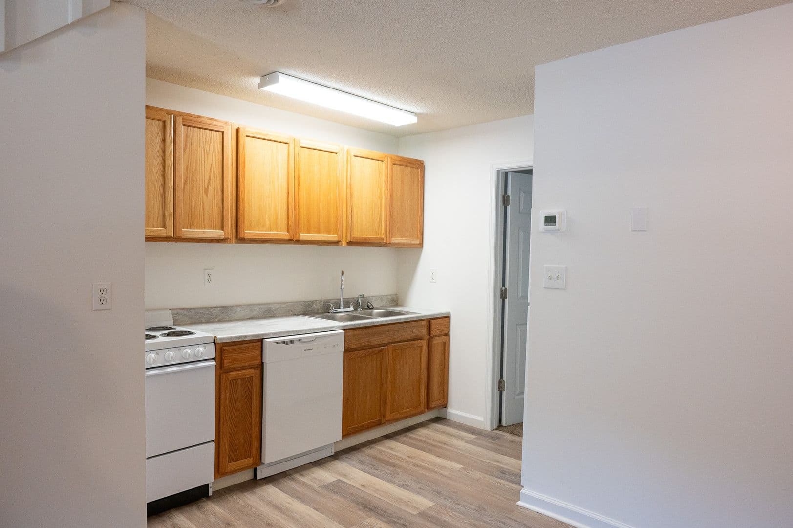 Cleveland Apartment: 3305/3307 Steeple Circle