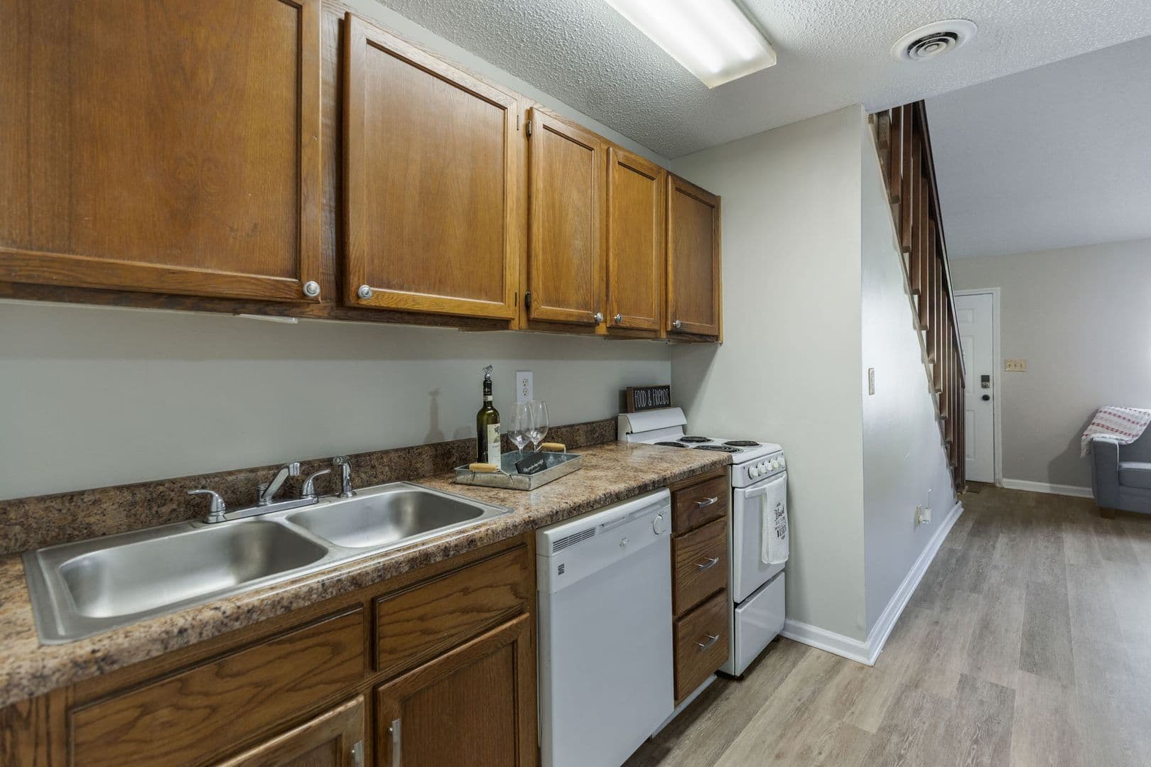 Cleveland Apartment: 3354/3356 Steeple Circle