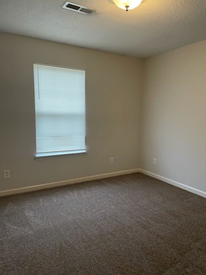 Cleveland Apartment: 2740-2746 Blue Springs Rd SE