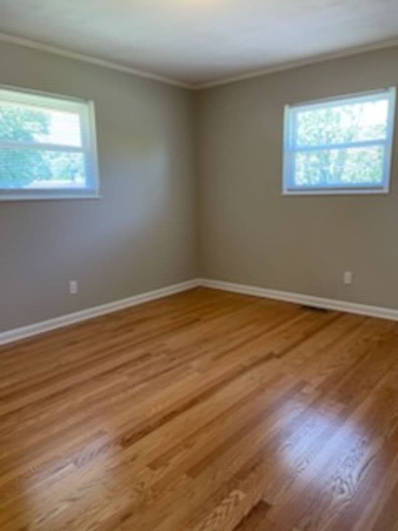 Cleveland House: 740 Haywood Dr