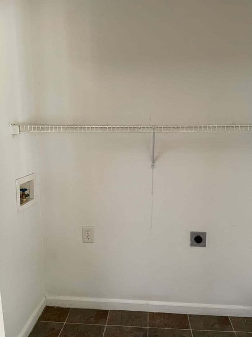 Cleveland Apartment: 2740-2746 Blue Springs Rd SE