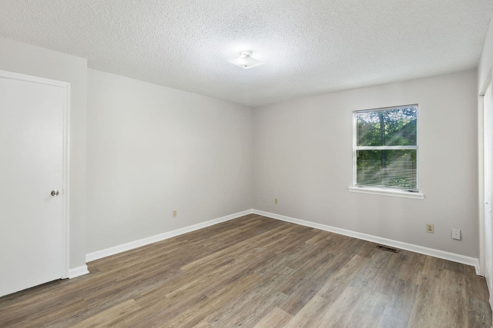 Cleveland Apartment: 3354/3356 Steeple Circle